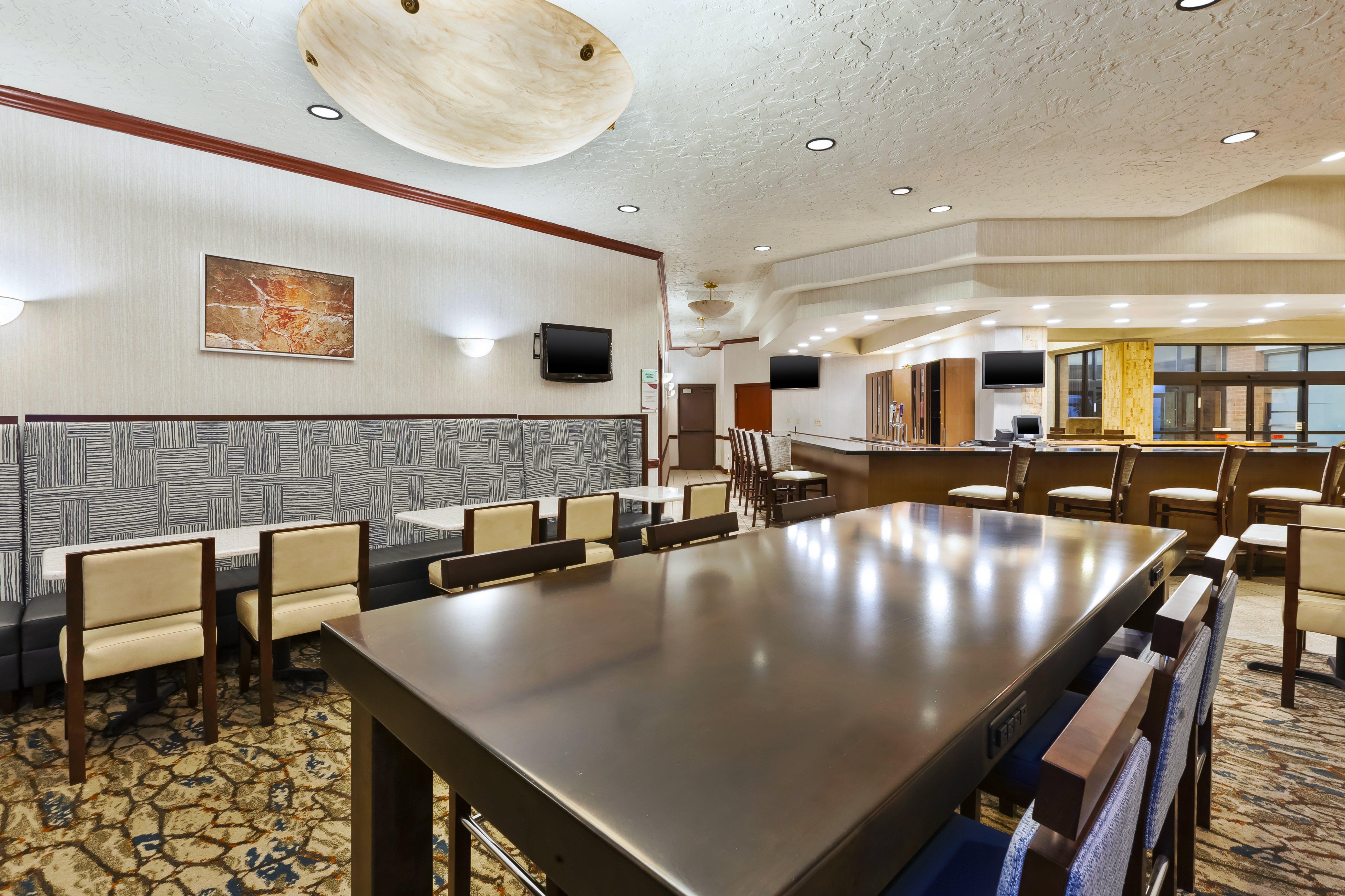 Отель Crowne Plaza Columbus North - Worthington By Ihg Экстерьер фото