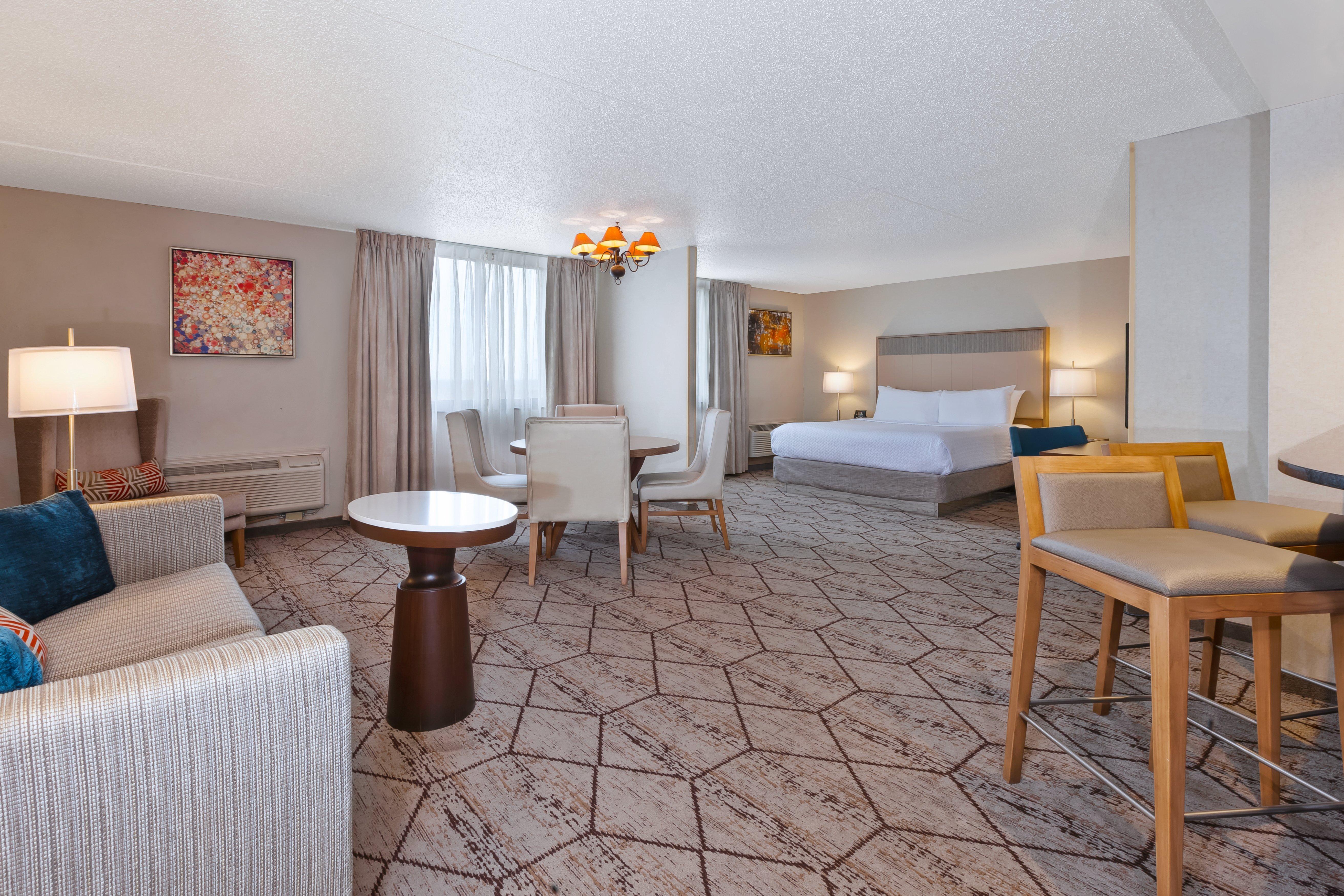 Отель Crowne Plaza Columbus North - Worthington By Ihg Экстерьер фото